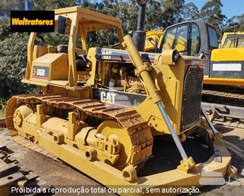 Trator de Esteira Caterpillar D6D