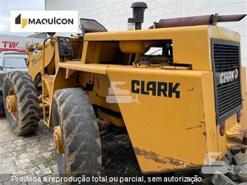 Pá Carregadeira Michigan 75III