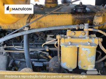 Pá Carregadeira Michigan 75III