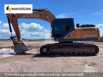 Escavadeira Case CX240C