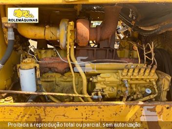 Trator de Esteira Caterpillar D6D