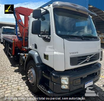 Caminhão Volvo VM 270 6x2 2p (Diesel) (E5)