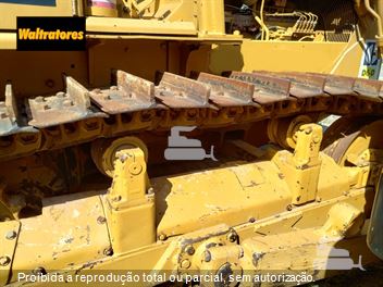 Trator de Esteira Caterpillar D6D