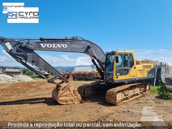 Escavadeira Volvo EC210BLC