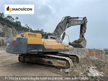 Escavadeira Volvo EC480DL