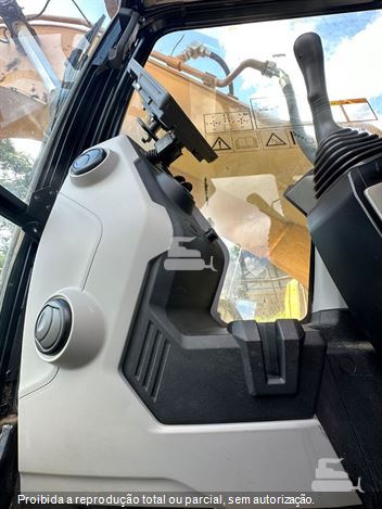 Escavadeira Sany SY215C