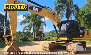 Escavadeira Caterpillar 320D2L