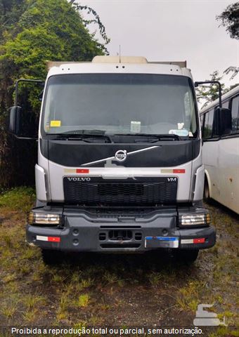 Caminhão Volvo VM 330 6x4 2p (Diesel) (E5)