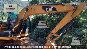Escavadeira Caterpillar 312D2L