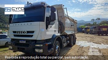Caminhão Iveco TRAKKER 380-T42 6x4 2p (Diesel)