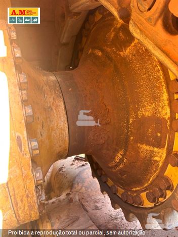 Trator de Esteira Caterpillar D8T
