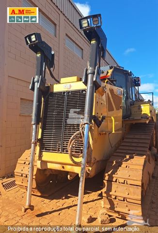 Trator de Esteira Caterpillar D8T