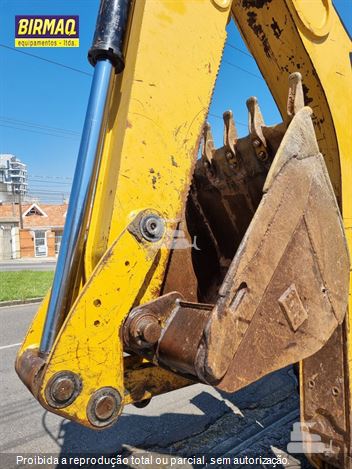 Retro Escavadeira Caterpillar 416E