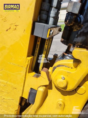 Retro Escavadeira Caterpillar 416E