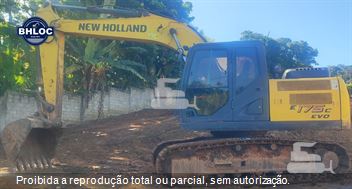 Escavadeira New Holland E175 C