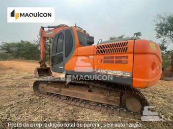 Escavadeira Doosan DX225LC
