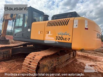 Escavadeira Hyundai R320LC-7