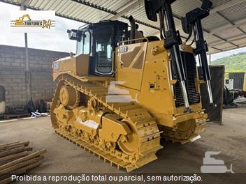 Trator de Esteira Caterpillar D8T