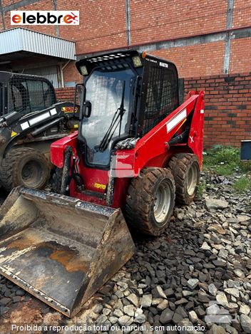 Mini-Carregadeira Manitou 1350R
