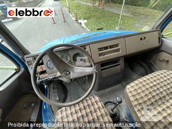 Caminhão Mercedes-Benz L-2318 3-Eixos 2p (diesel)