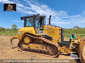 Trator de Esteira Caterpillar D5