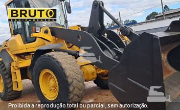Pá Carregadeira Volvo L90