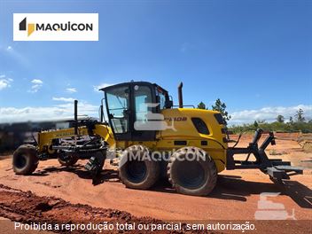 Motoniveladora New Holland RG140B