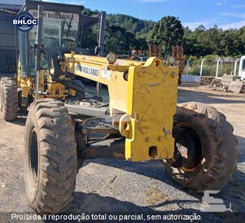 Motoniveladora New Holland RG170B
