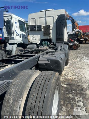 Caminhão Volvo VM 330 6x4 2p (Diesel) (E5)
