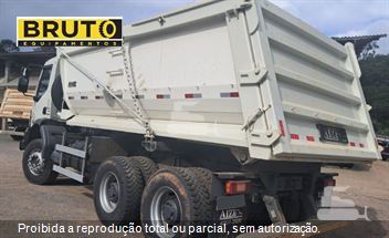 Caminhão Volvo VM 330 6x4 2p (Diesel) (E5)