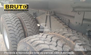 Caminhão Volvo VM 330 6x4 2p (Diesel) (E5)