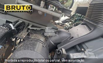 Caminhão Volvo VM 330 6x4 2p (Diesel) (E5)