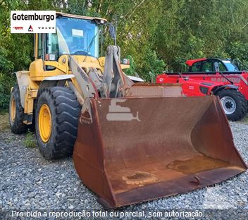 Pá Carregadeira Volvo L90F