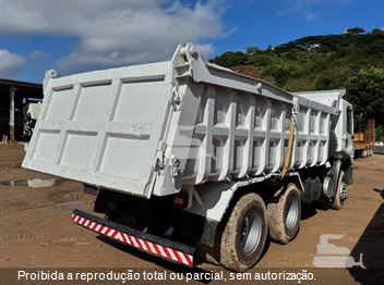 Caminhão Volkswagen 26-260 E Constellation 6x4 3-Eixos 2p (Diesel)