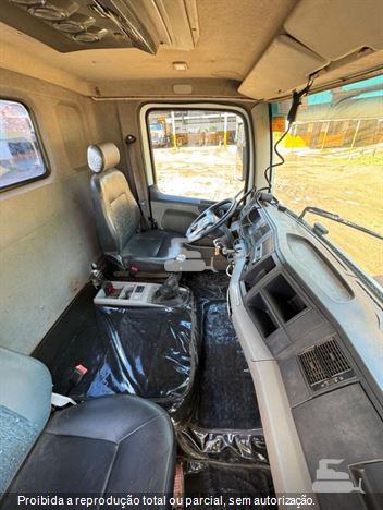 Caminhão Volkswagen 26-260 E Constellation 6x4 3-Eixos 2p (Diesel)