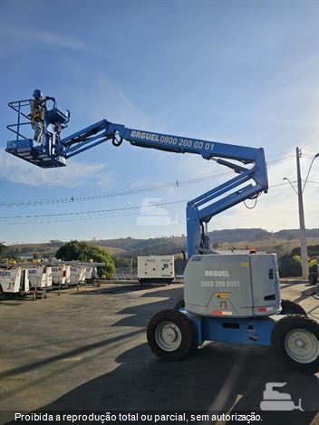 Plataforma Aérea (Elevatória) Genie Z-34/22 RT 4x2