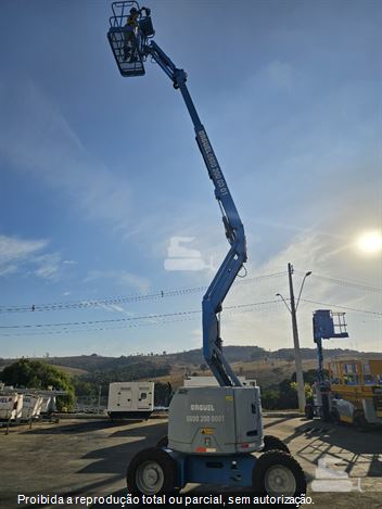 Plataforma Aérea (Elevatória) Genie Z-34/22 RT 4x2