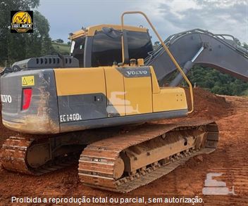 Escavadeira Volvo EC140DL