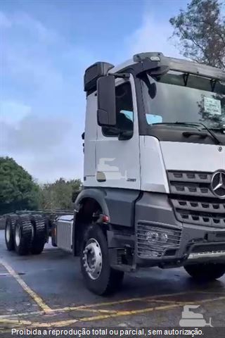 Caminhão Mercedes-Benz Axor 3341 S 6x4 2p (Diesel) (E5)