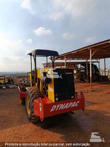 Rolo Compactador Dynapac CA15