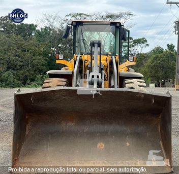 Pá Carregadeira Volvo L120 F