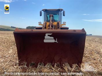 Pá Carregadeira Volvo L60F