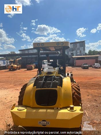 Rolo Compactador Muller VAP70