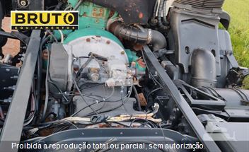Caminhão Volvo VM 330 6x4 2p (Diesel) (E5)