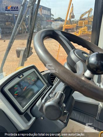Pá Carregadeira Caterpillar 966L