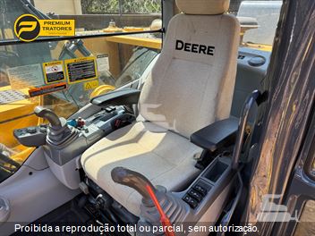 Escavadeira John Deere 210GLC