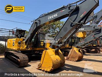 Escavadeira John Deere 210GLC