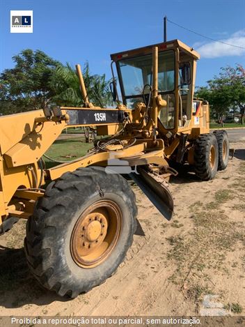 Motoniveladora Caterpillar 135H