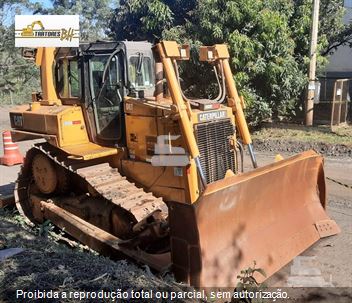 Trator de Esteira Caterpillar D6T