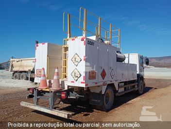 Caminhão Volkswagen 17-260 E Constel. 4x2 2p (diesel) (E5)